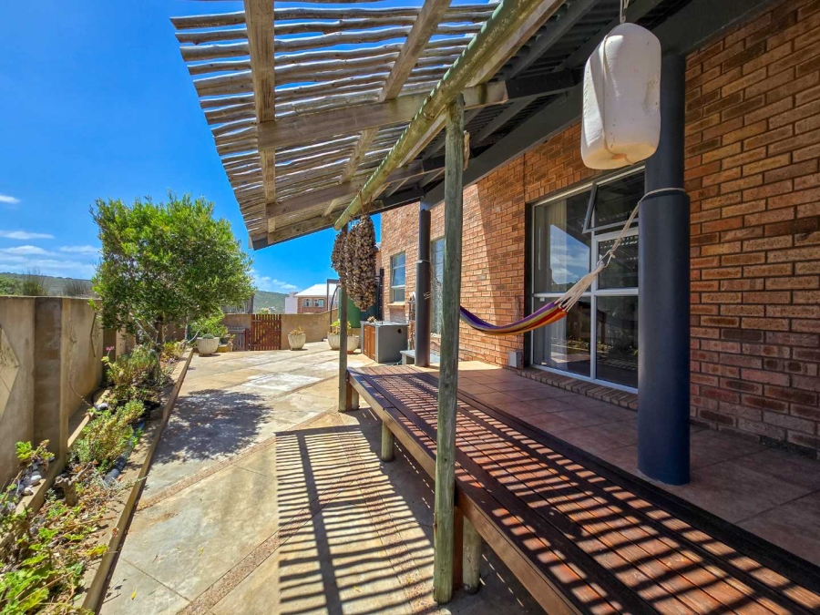 4 Bedroom Property for Sale in Jongensfontein Western Cape